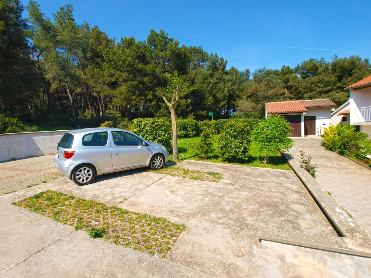 Apartment Alma 1600 Pula Exterior foto